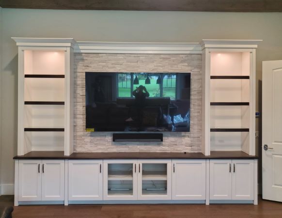 White EC with Stained Top and Stone
